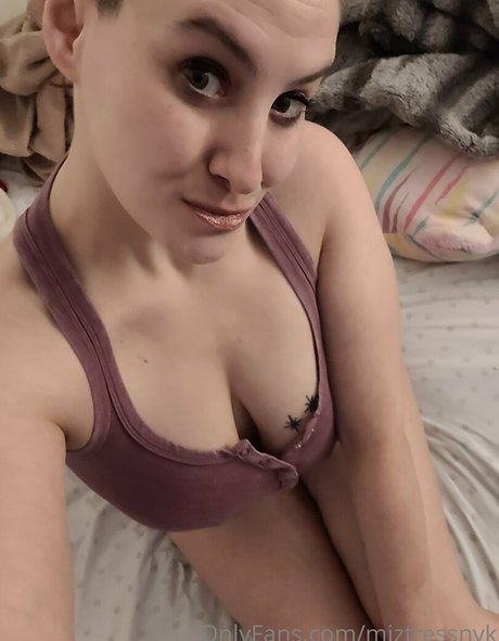 miztressnyk nude onlyfans porn