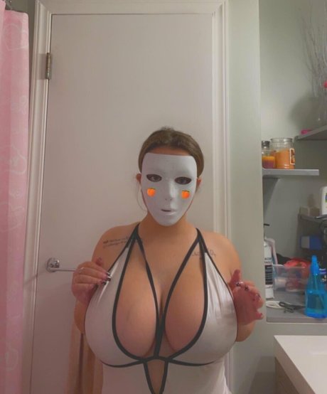 Brooke Mattson Profile pic