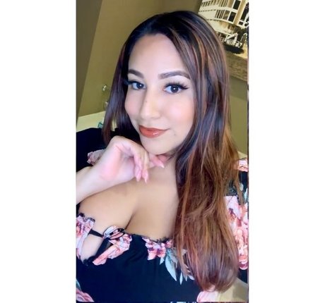 funsizedkatt topless onlyfans