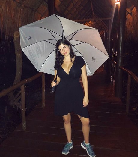 naked girls onlyfans nice visual