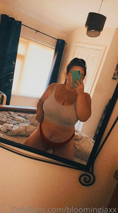 bloomingjaxx nsfw onlyfans