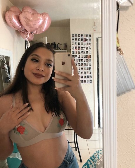 Jessica Huynh onlyfans leaked.