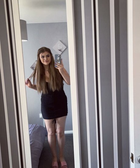 Molly Georgia Leach sex tape onlyfans