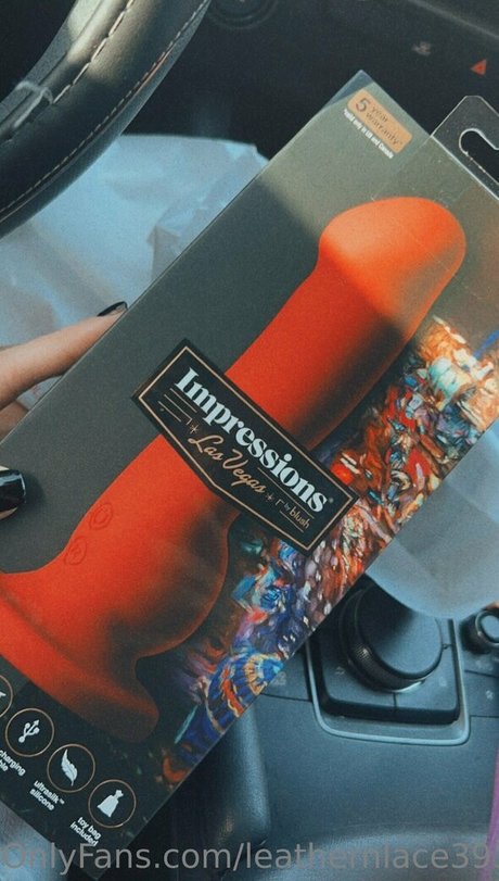 leathernlace393 onlyfans tits