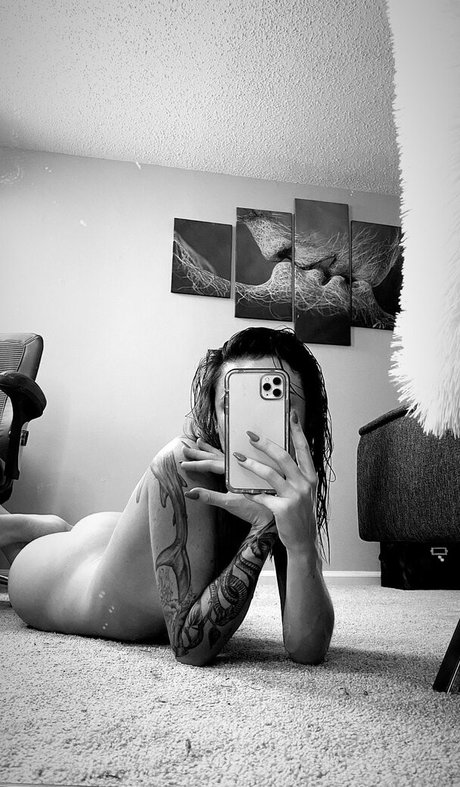 casspertheghxstfree onlyfans naked pics