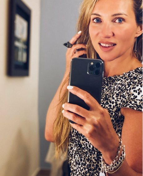 veronicasilesto onlyfans porn leak