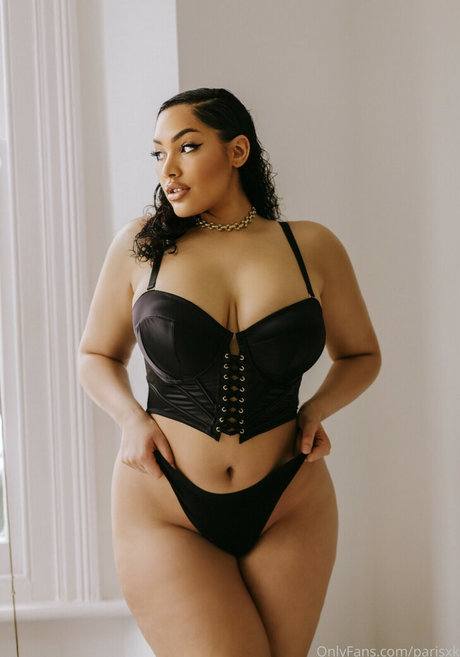parisxhk nude leaks onlyfans