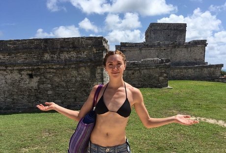 Alyson Stoner only fans leak