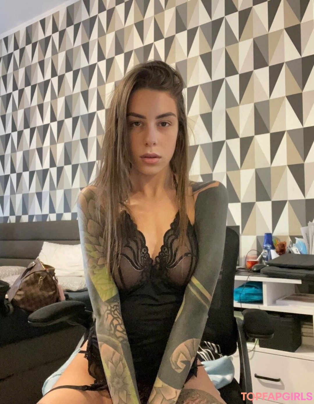 co ra lin naked onlyfans