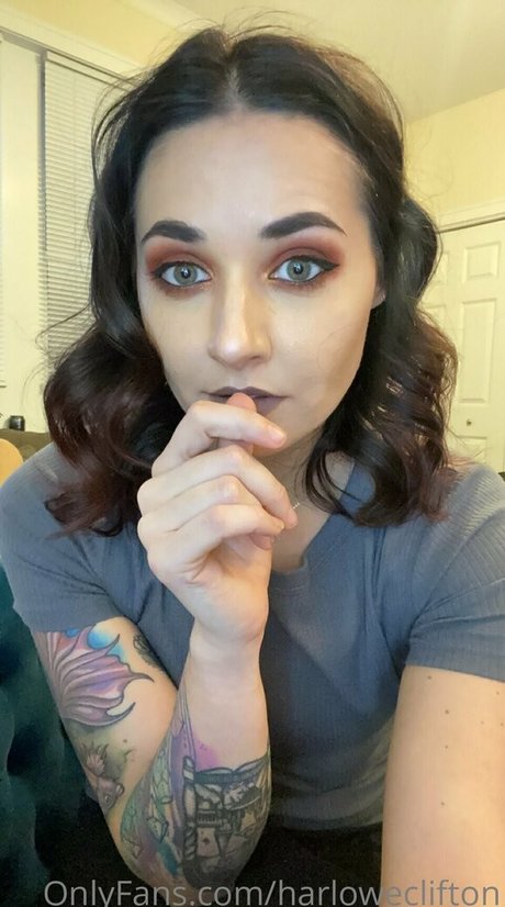 harloweclifton onlyfans nude tits