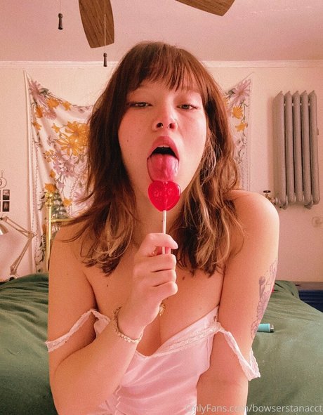 bowserstanacct nude leaked onlyfans