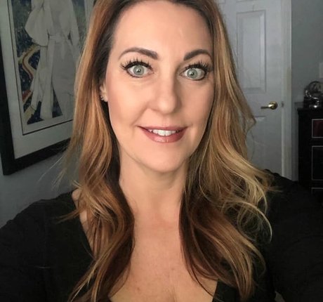 KellyK free onlyfans