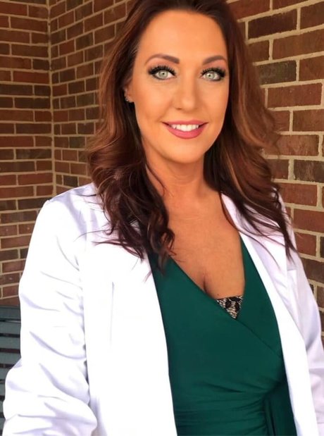 KellyK nudes onlyfans leaks