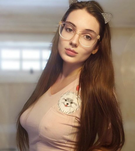 Dumbeddowndinosaur onlyfans public photos