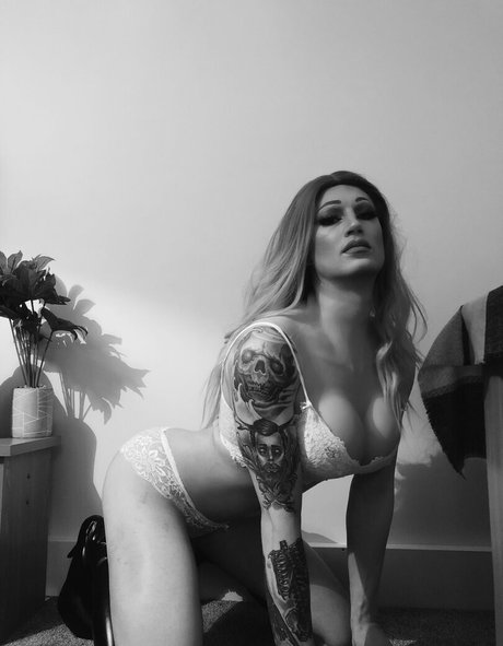 Roman Rose onlyfans nude porn