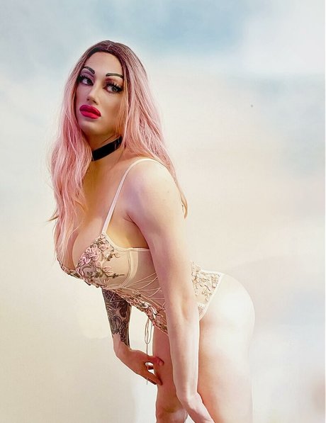 Roman Rose onlyfans pics nude