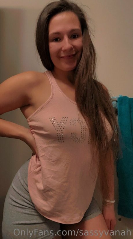 sassyvanah leak onlyfans