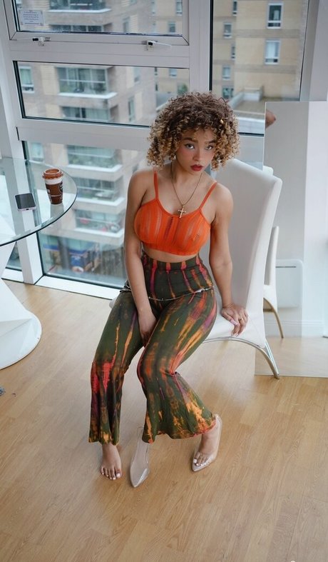 Kiara Peachy onlyfans picture