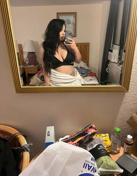 princessleiaher onlyfans naked