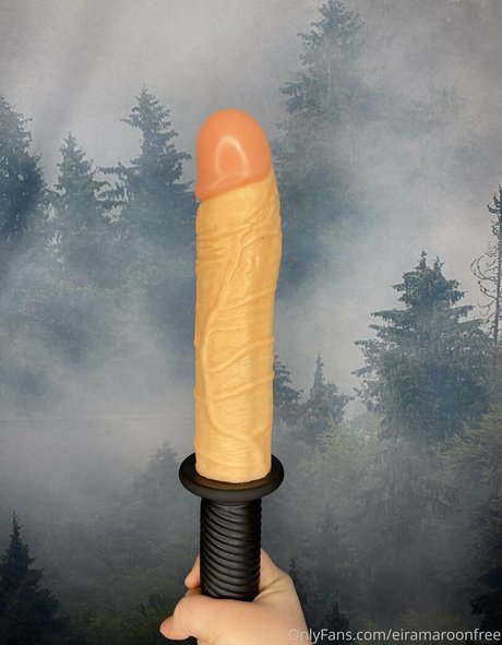 eiramaroonfree onlyfans leak free