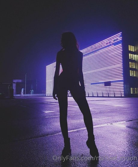 rachael moon onlyfans strip