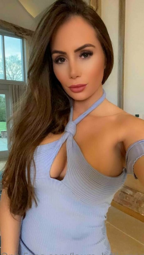 mirror onlyfans nice portrait