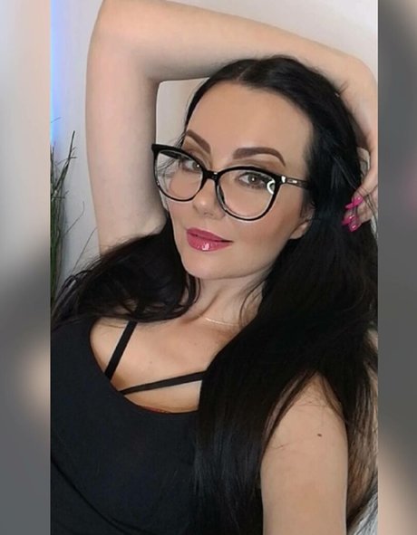 ASMR Kate Lullaby only fans naked