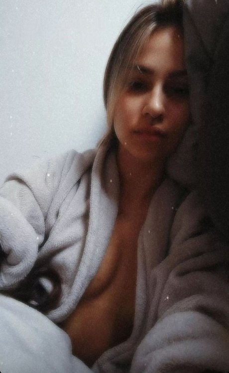 Munique Brum onlyfans leaks