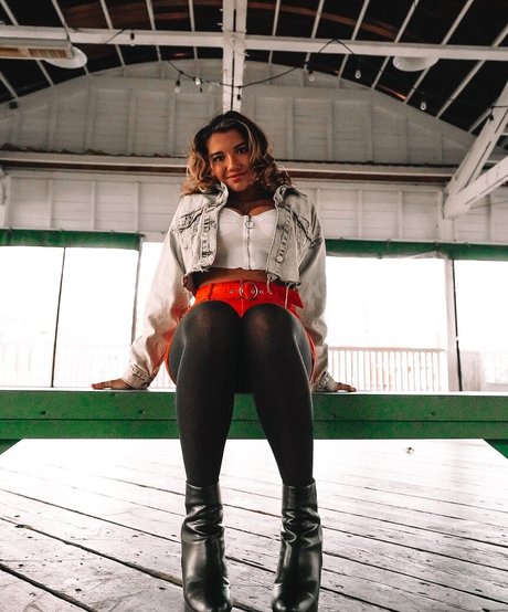 Hannah Malvone onlyfans leaka