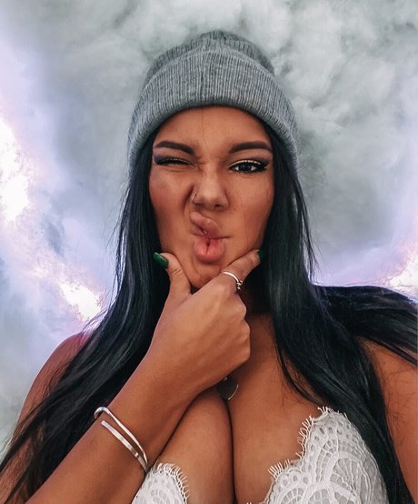 Hannah Malvone only fans nude leaks