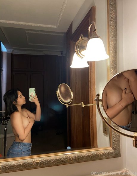 hukiehoe onlyfans model