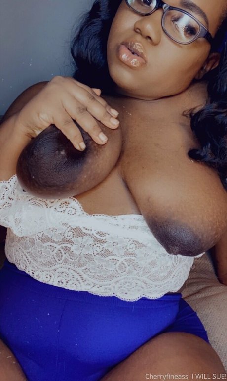 cherryfineass onlyfans model photos