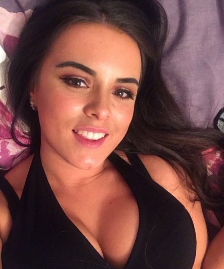 Kirsty Brittain onlyfans leams