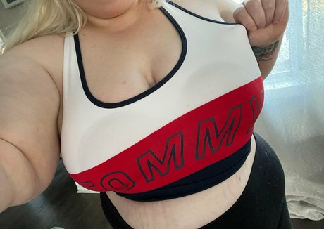 breedable wh0r3 on onlyfans