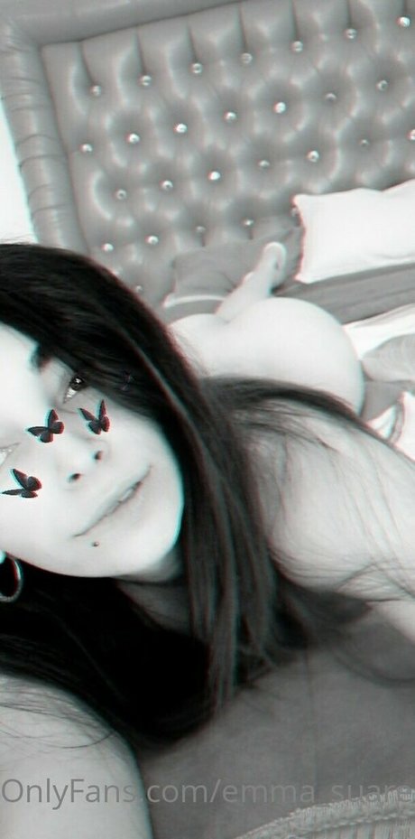 emma suares onlyfans striptease