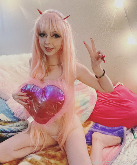 clazzychloe onlyfans content