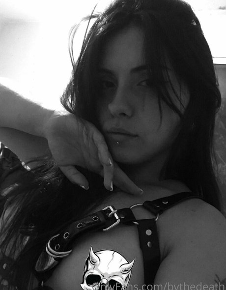 solo pussy onlyfans sexy xxx portrayal