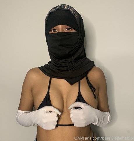 barelylegalhabibi nude leaks onlyfans