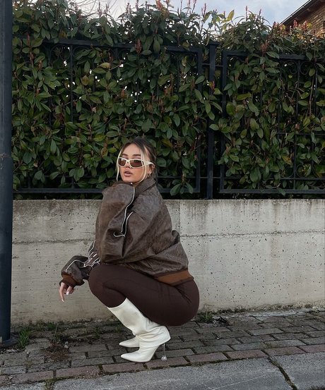 Uresa Zogu naked onlyfans