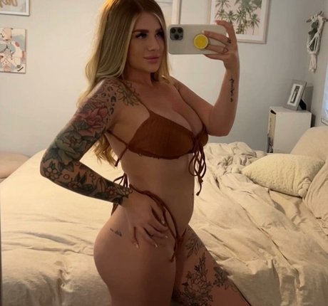 Kyleen Irvine nude onlyfans leaked
