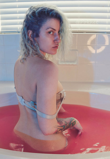 bbw trans onlyfans sexy depiction