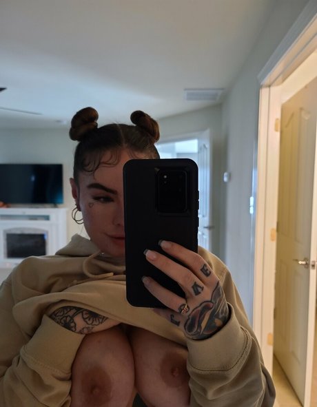 christymack onlyfans explicit content