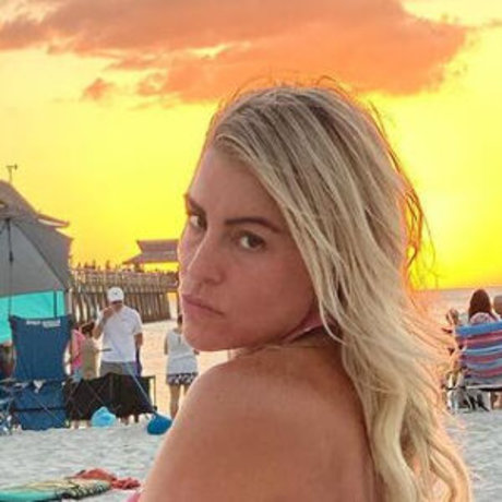 Nurse Gwennie onlyfans desnuda