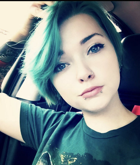 Christena Reckless onlyfans leaked