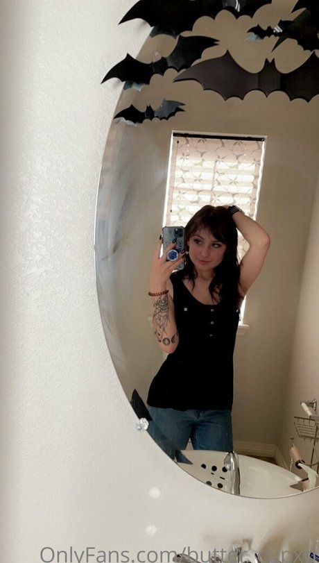 butter cupxp onlyfans fotos