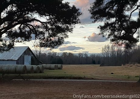 beersoakedangel02 onlyfans leaked pics
