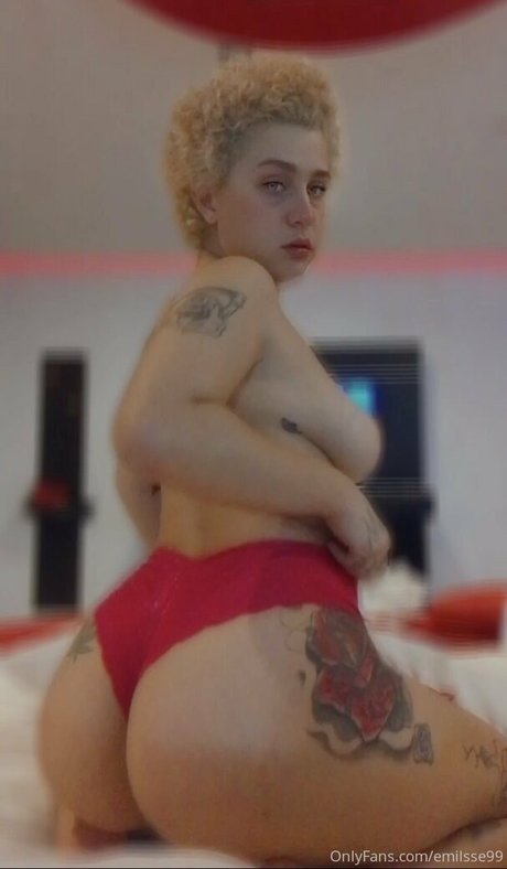 emilsse99 onlyfans nudes