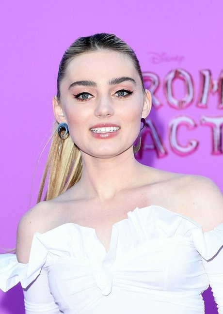 Meg Donnelly new onlyfans leaks