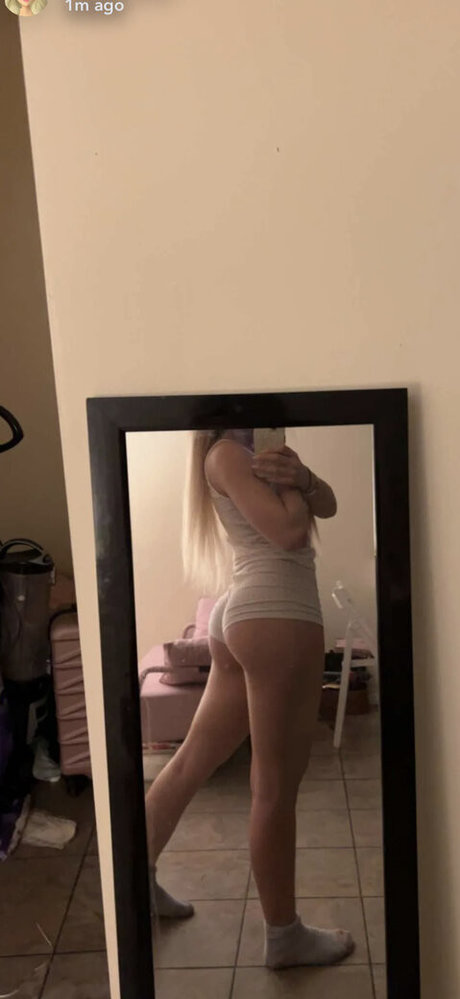 Noelle Hear onlyfans pic