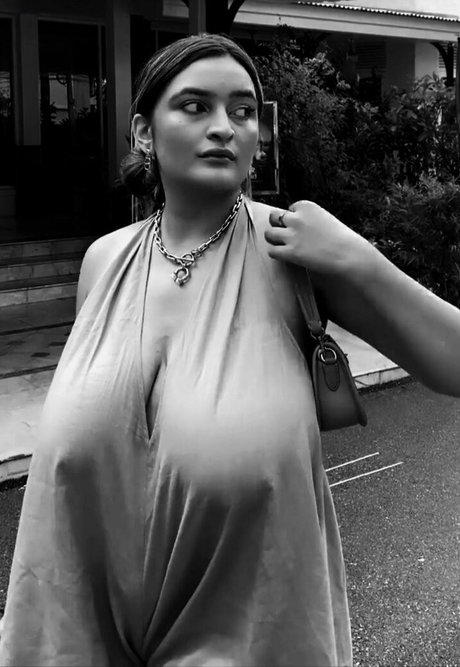 Sonali Malhotra onlyfans free